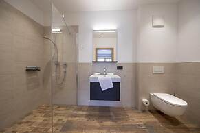 Comfy Chalet in Neukirchen near Wildkogel Ski Arena