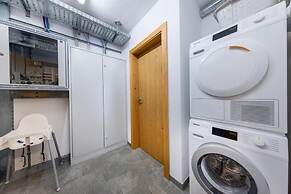 Luxury Chalet with 2 Bathrooms near Small Slope