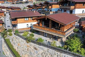 Luxury Chalet with 2 Bathrooms near Small Slope