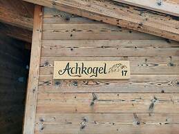 Luxury Chalet with 2 Bathrooms near Small Slope