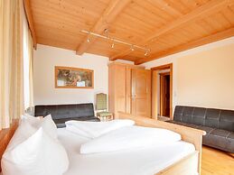 Relaxing Apartment With Ski Storage