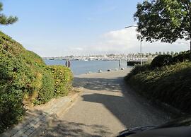 Apartment in Kamperland With Marina Views