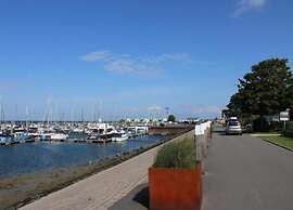 Apartment in Kamperland With Marina Views