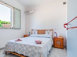 Belvilla by OYO Villa Amos