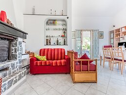 Belvilla by OYO Villa Amos