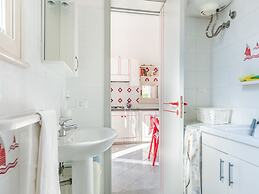 Belvilla by OYO Villa Amos