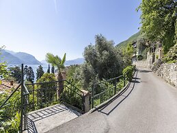 Holiday Home for 4 People in Aquaseria