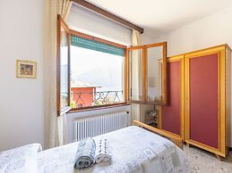 Holiday Home for 4 People in Aquaseria