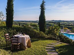 Vacation Home in Tuscany With Pool