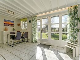 Inviting Holiday Home in Heuvelland With Garden