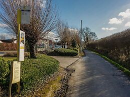 Holiday Home in Heuvelland With Garden