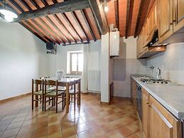 Varna Charm: Tuscan Getaway