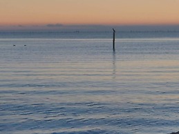 Seaside Serenity in Faldsled-by Traum
