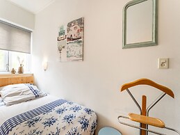 Wonderful Mansion in Giethoorn near Museum with Terrace