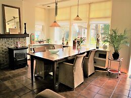 Wonderful Mansion in Giethoorn near Museum with Terrace