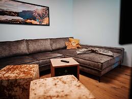 Nice Apartment With Balcony & Terrace on Ski Slope