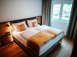 Nice Apartment With Balcony & Terrace on Ski Slope