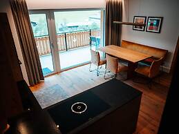 Nice Apartment With Balcony & Terrace on Ski Slope