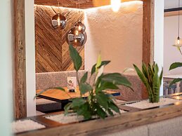 Nice Apartment With Balcony & Terrace on Ski Slope