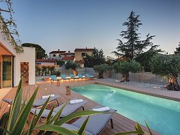 Modern Villa With sea View and Private Pool