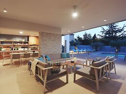 Modern Villa With sea View and Private Pool