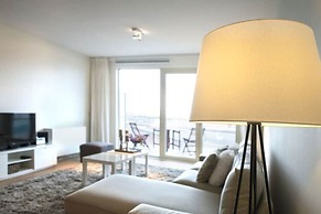 Modern Apartment in Den Haag With Balcony