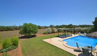 Countryside Villa & Garden