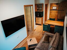 Nice Apartment With Balcony, Right on the Skislope