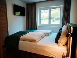 Nice Apartment With Balcony, Right on the Skislope