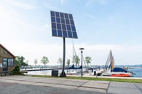 Houseboat in Offingawier With Terrace