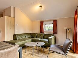 Luxurious Lodge With Airco, Located Beside a Lake