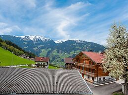 Apartment in Hainzenberg in a ski Area