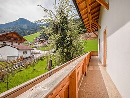 Attractive Apartment in Hainzenberg With ski Room