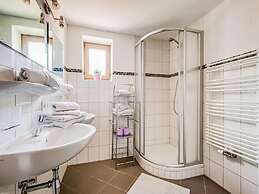 Attractive Apartment in Hainzenberg With ski Room