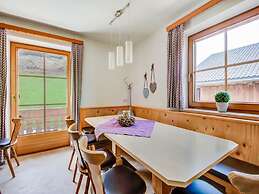 Attractive Apartment in Hainzenberg With ski Room