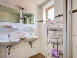 Attractive Apartment in Hainzenberg With ski Room