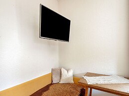 Attractive Apartment in Hainzenberg With ski Room