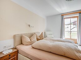 Attractive Apartment in Hainzenberg With ski Room