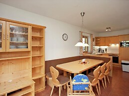 Cozy Holiday Home in Konigsleiten With Sauna