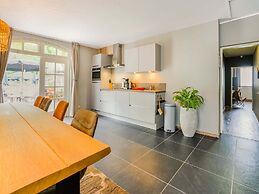 Cozy Apartment in Grubbenvorst In a Hotel