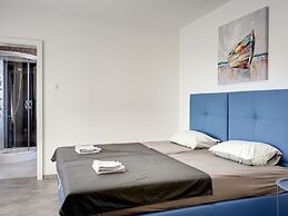 Villa in Valbandon With Swimming Pool