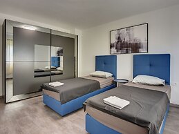 Villa in Valbandon With Swimming Pool