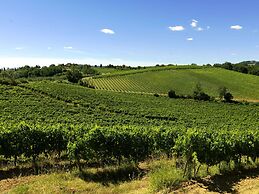 Apartment With Pool in Varna