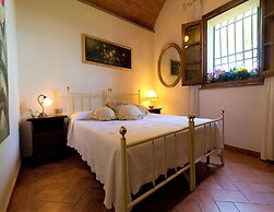 Apartment With Pool in Varna