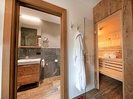 Serene Chalet in Neukirchen near Wildkogel Ski Arena