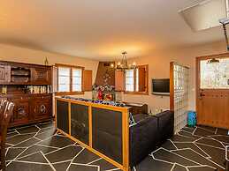 Belvilla by OYO Casa de Campo Villanueva de Oscos