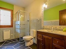 Belvilla by OYO Casa de Campo Villanueva de Oscos