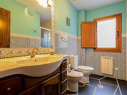 Belvilla by OYO Casa de Campo Villanueva de Oscos