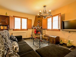 Belvilla by OYO Casa de Campo Villanueva de Oscos