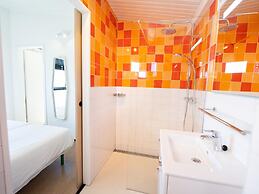 Lodge Suitable for Disabled People Beach at 500 m